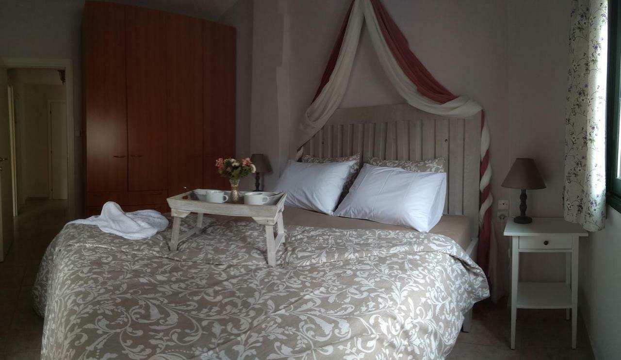 Cute Maisonette No2 On Coastal Sidewalk Nikiti  Bagian luar foto