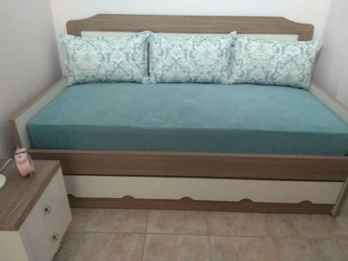 Cute Maisonette No2 On Coastal Sidewalk Nikiti  Bagian luar foto