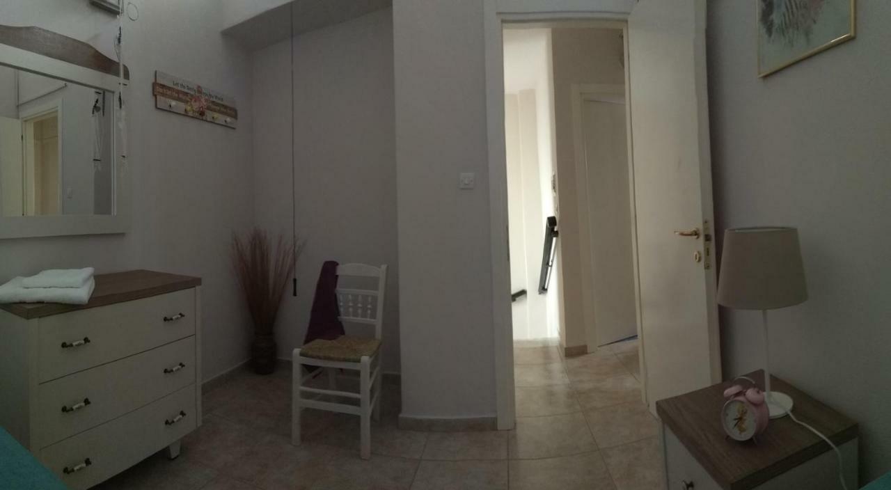 Cute Maisonette No2 On Coastal Sidewalk Nikiti  Bagian luar foto