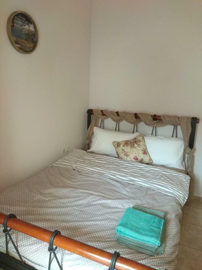 Cute Maisonette No2 On Coastal Sidewalk Nikiti  Bagian luar foto