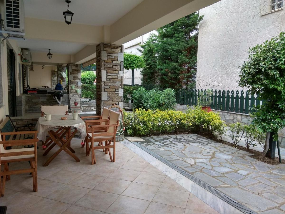 Cute Maisonette No2 On Coastal Sidewalk Nikiti  Bagian luar foto